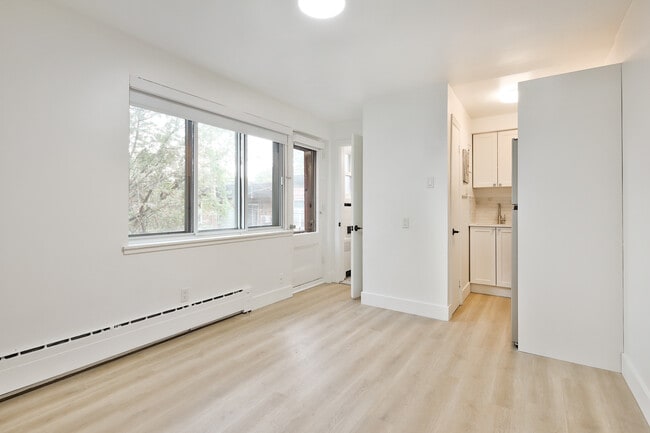 Photo du bâtiment - 1675 Rue Rachel E