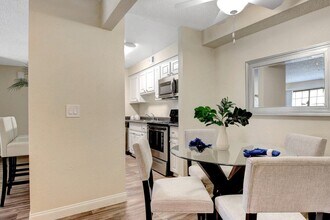 Building Photo - Rancho Del Sol