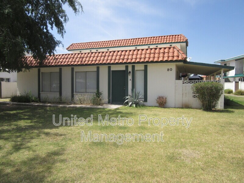 Primary Photo - 2132 W Glenrosa Ave