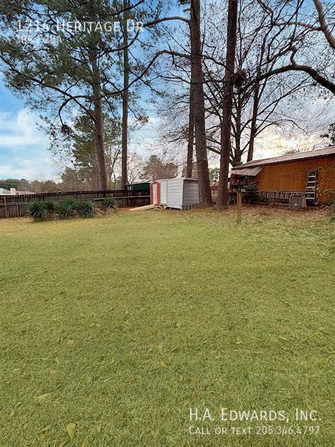 Foto del edificio - 1214 Heritage Dr