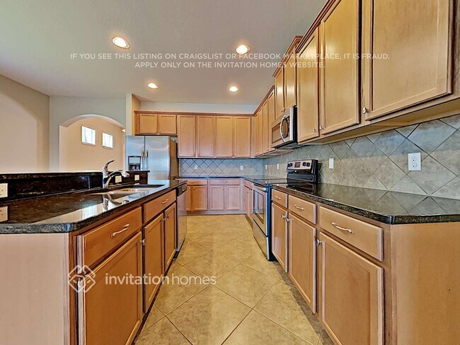 Foto del edificio - 325 Mirasol Ln