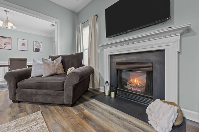 Building Photo - 2888 Watercrest Dr NW