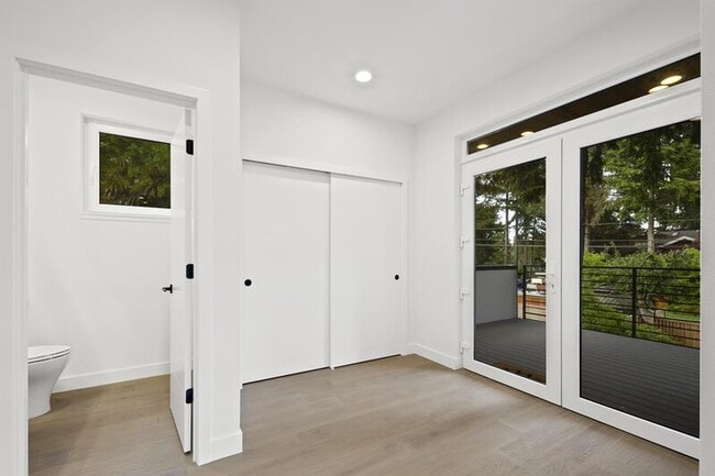 Building Photo - 13755 1st Ave NW