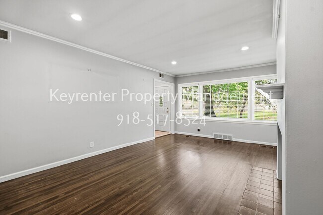 Foto del edificio - 3325 S Yorktown Ave