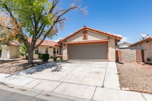 Foto del edificio - Charming 3 Bedroom, 2 Bath Home with Cozy ...