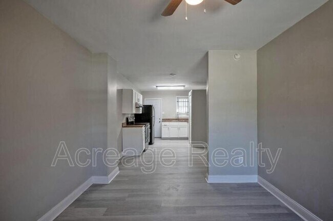 Foto del edificio - 2036 W 11th St