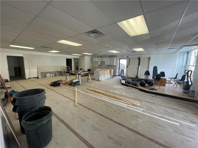 Building Photo - 413 High St