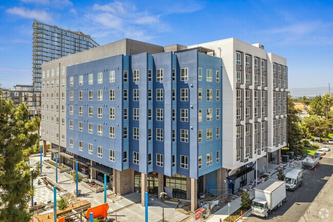 Exterior - Mainline North | Affordable Apartments