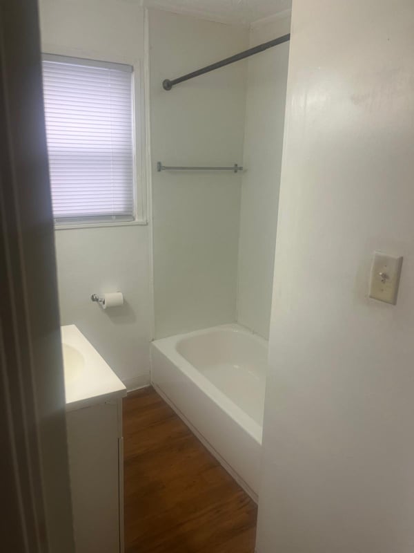 Foto del edificio - 1610 Garwood Dr