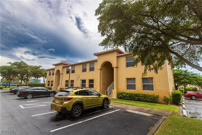 Foto del edificio - 4275 Bellasol Cir