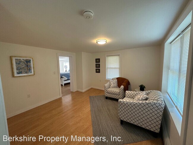 Foto del edificio - 4 br, 3.5 bath House - 100 Depot Street