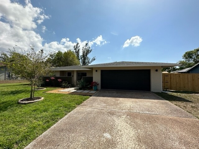 Building Photo - 7442 N Leewynn Dr