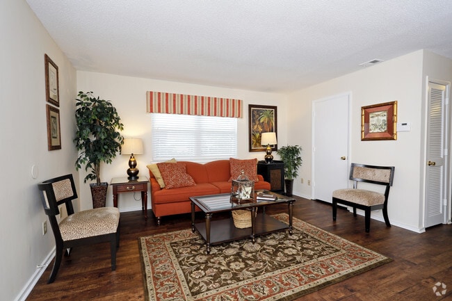 Interior Photo - Sawbranch Apartments