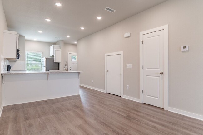 Foto del edificio - 2 Bedroom 2 Bathroom Home in Fayetteville, AR