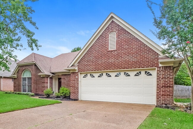 Building Photo - 8695 River Mill Cove