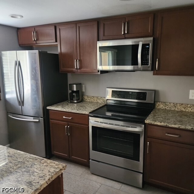 Foto del edificio - 12656 Kenwood Ln