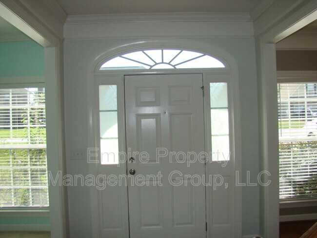 Foto del edificio - 1193 Landon Pl Dr