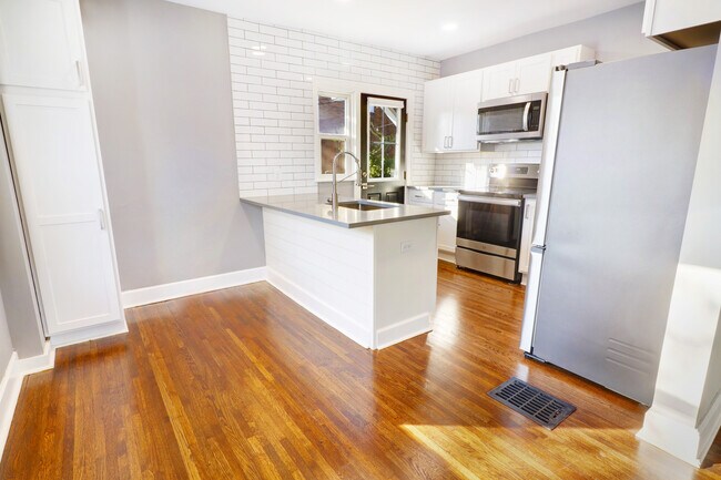 Foto del edificio - 1289 Thornwood Pl