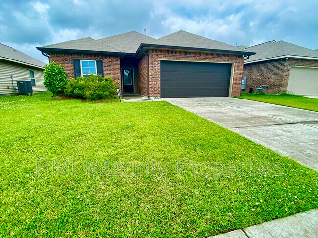 Building Photo - 42530 Pebblestone Ave