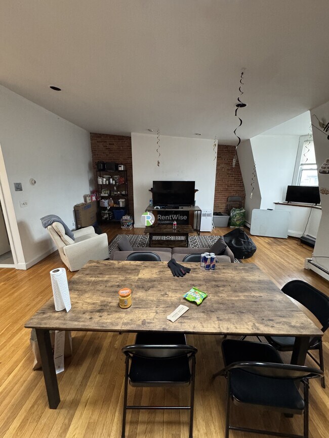 Foto del edificio - 480 Massachusetts Ave