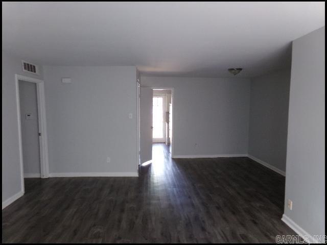 Foto del edificio - 1601 N Bryant St