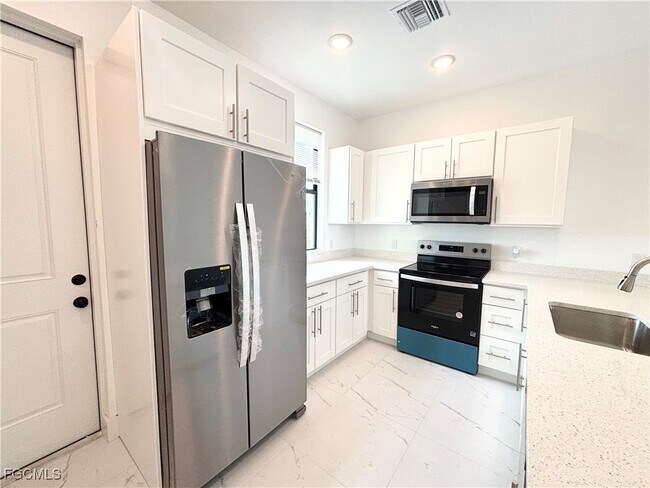 Foto del edificio - 4518 29th St SW