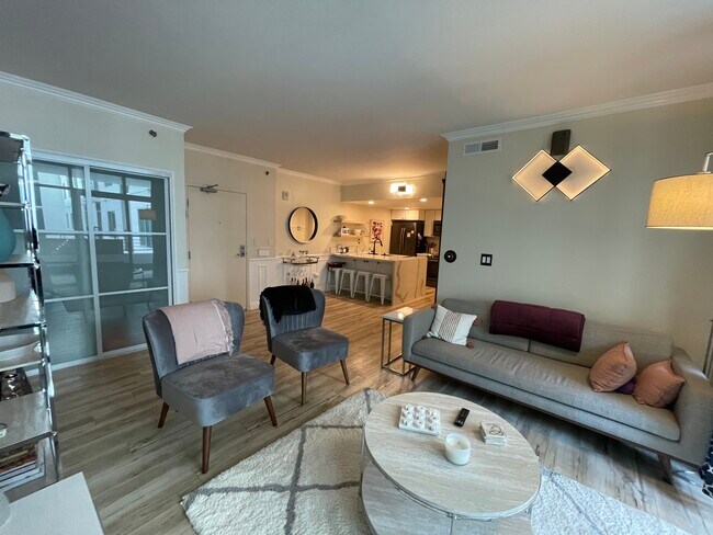 Foto del edificio - 425 W Beech St