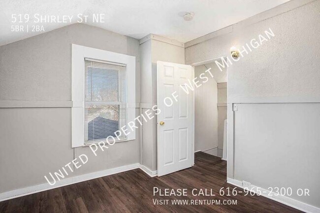 Foto del edificio - 519 Shirley St NE