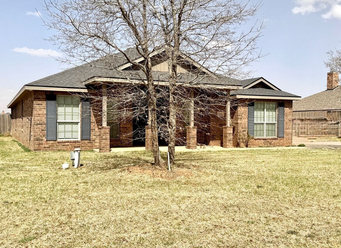 Foto del edificio - Gorgeous 4/2/2 in Bella Mia Estates! Lubbock-Cooper ISD!