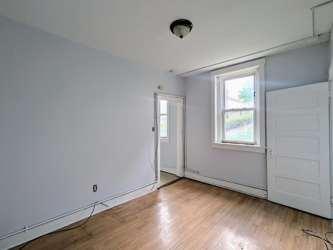 Foto del edificio - 2114 Bedford Ave