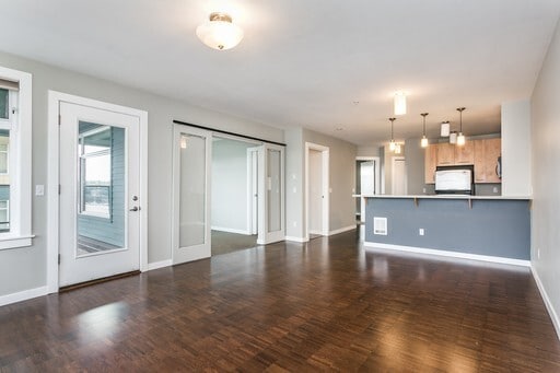 Building Photo - East Queen Anne Seattle 2 Bedroom 2 Bathroom Apartment for Rent | Lake Union Views, Rooftop Deck,...