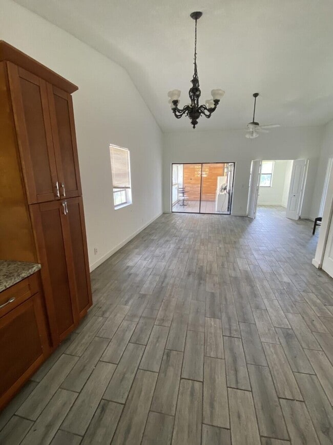 Building Photo - 3006 Congressional Way