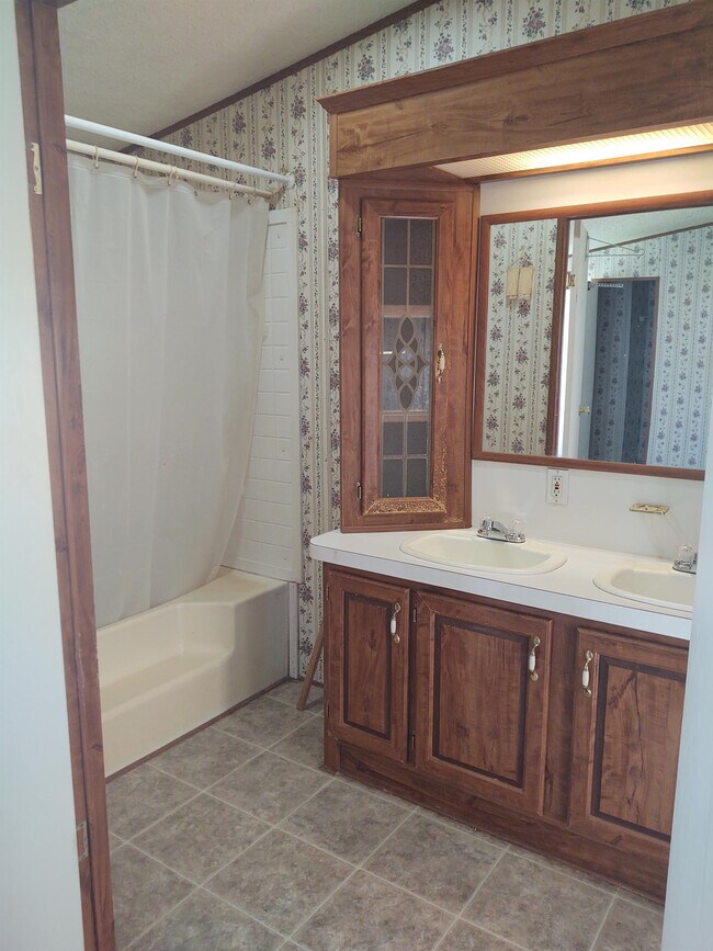 Foto del edificio - 104 W Apple Blossom Ln