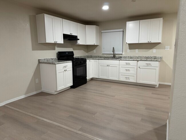 Foto del edificio - 103 W Kelso St