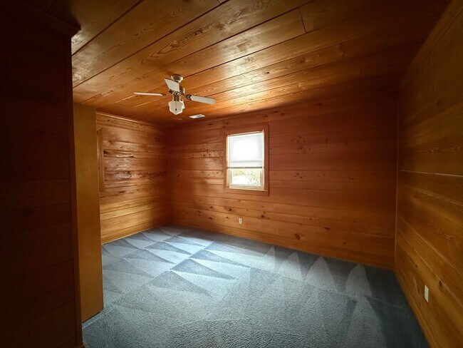 Foto del edificio - 2 bedroom, 2 bath House