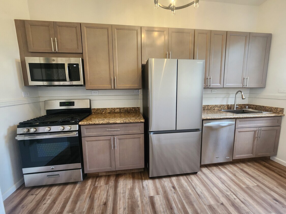 Foto principal - 643 Oak St