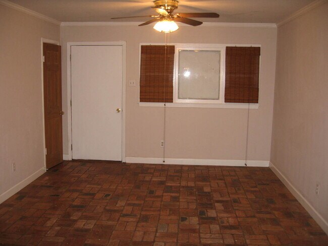 Foto del edificio - 3/1 Home in West Park Manor