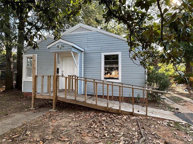 Foto principal - 2407 Portland Ave