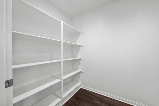 Foto del edificio - 8887 Orangethorpe Ave