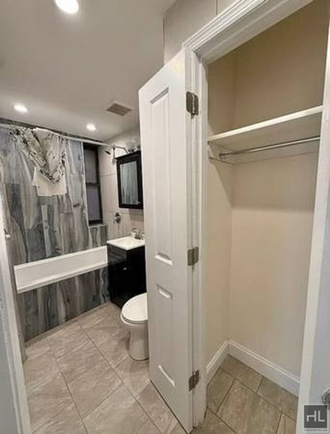 Building Photo - BERGEN STREET