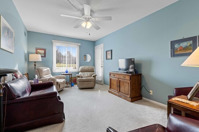 Foto del edificio - 5548 Spring Brook Rd