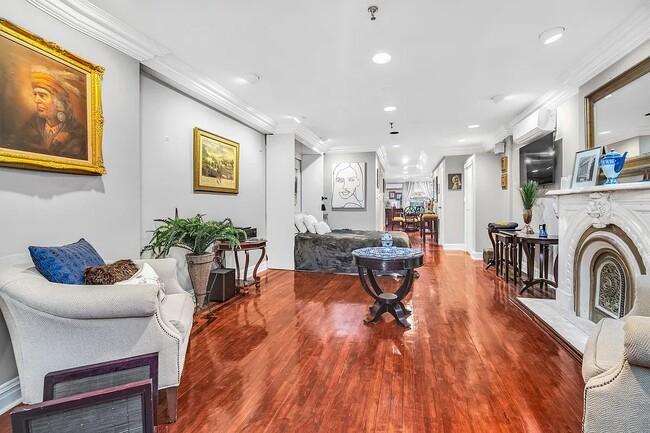 Foto del edificio - 163 E 71st St