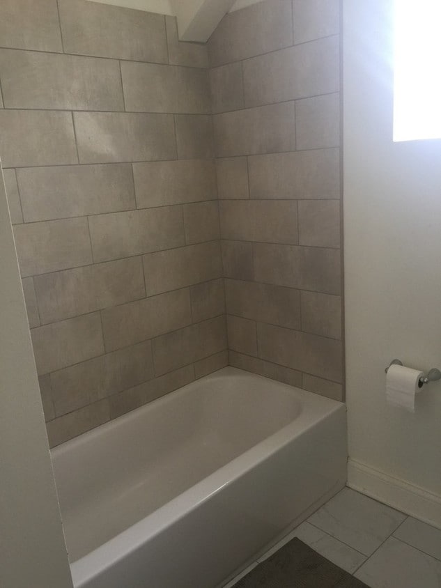 BAATHROOM - 4555 W Wellington Ave