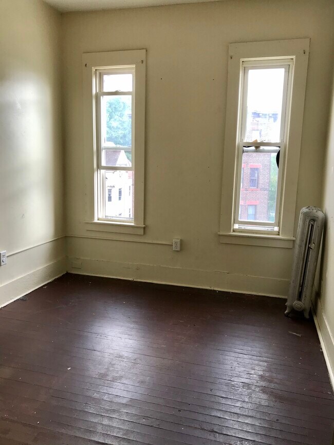 Building Photo - 155 Belmont Ave