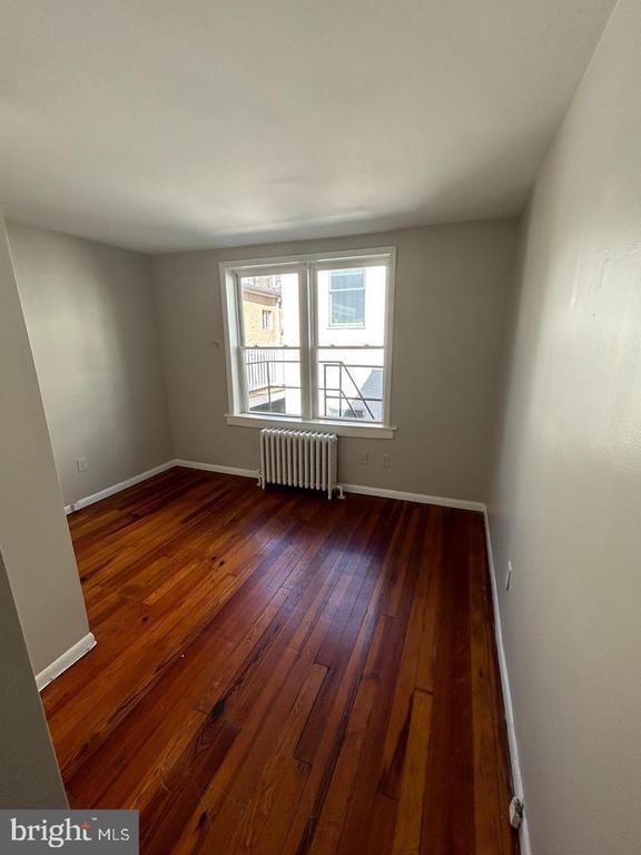 Foto del edificio - 1819 Bainbridge St