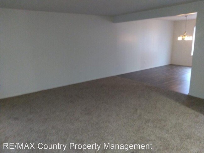 Foto del edificio - 4 br, 2.5 bath House - 3340 Sadie St NE