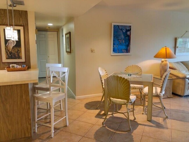 Building Photo - 1358 Rock Dove Ct