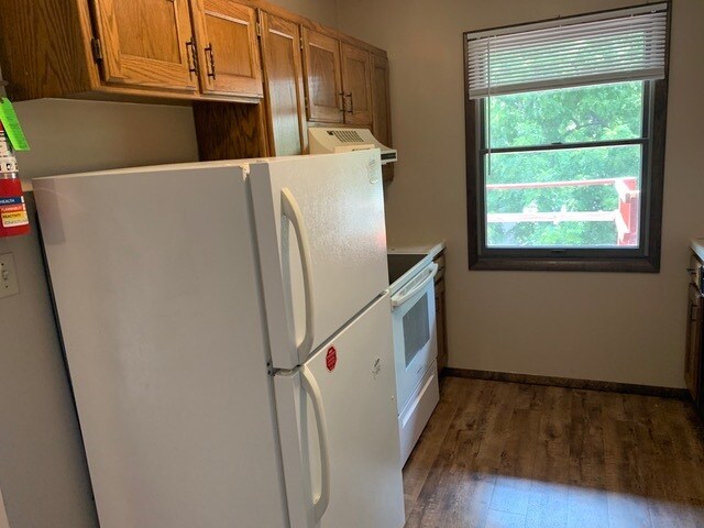 Kitchen-1 - 822 Fremont St