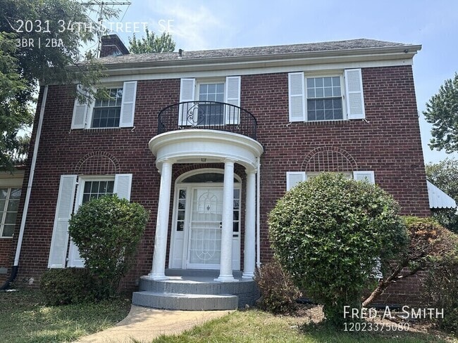 Photo - 2031 34th Street, SE- House