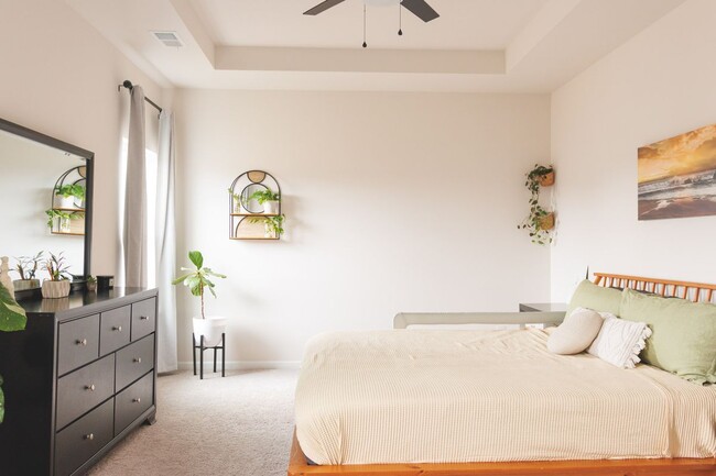 Building Photo - 6017 Gala Ln